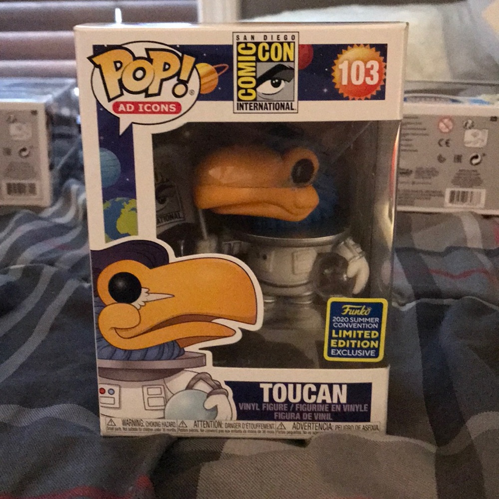 Comicon exclusive Toucan as astronaut Funko SDCC
